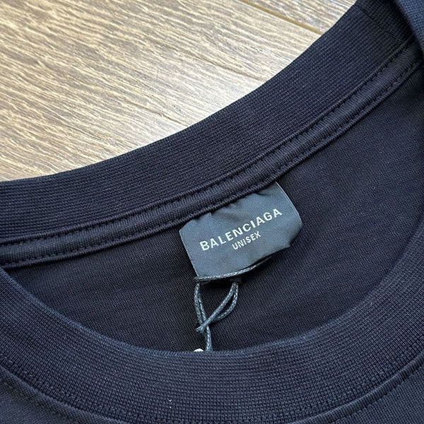 素敵な バレンシアガ  Tシャツ 偽物 ミディアムフィット ロゴ bac39316